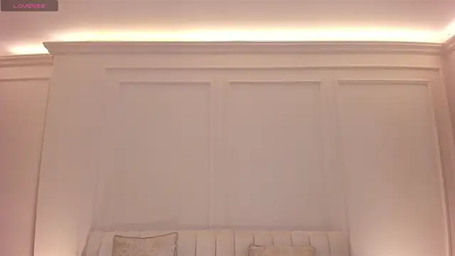 BeccaBaxter online show from March 30, 2026, 11:55 am