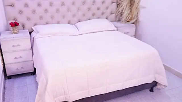 JhoanLeandro online show from June 2, 2026, 12:23 am
