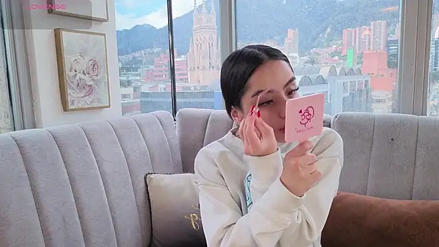 Daphne chers online show from February 19, 2026, 7:43 pm