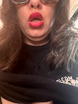 laarti online show from September 21, 2025, 10:50 am