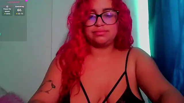 Snapshot of EstefyTabbo chatting on July 20, 2026, 12:40 pm EstefyTabbo online show from July 20, 2026, 12:40 pm