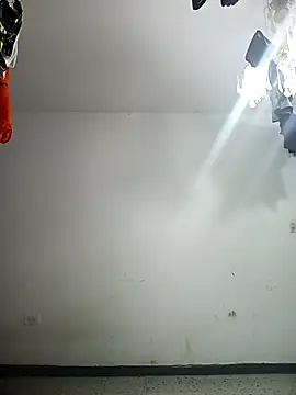 kimberlitaz online show from March 3, 2025, 4:03 am