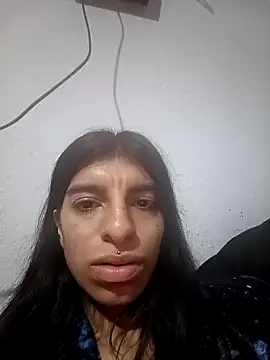 Snapshot of Ariell_Kieran chatting on May 8, 2026, 2:06 am Ariell Kieran online show from May 8, 2026, 2:06 am