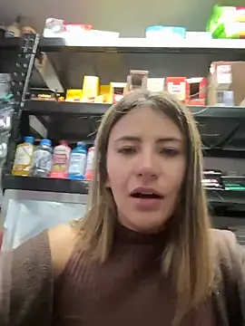 Andrea18 blonde online show from February 17, 2026, 12:01 pm