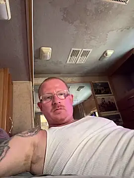 ClimbedCaelum online show from April 2, 2026, 6:16 pm