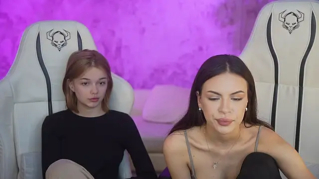 Snapshot of Milana_angell chatting on February 28, 2025, 3:59 pm Milana angell online show from February 28, 2025, 3:59 pm