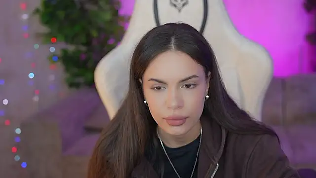 Snapshot of Milana_angell chatting on March 21, 2025, 8:06 am Milana angell online show from March 21, 2025, 8:06 am