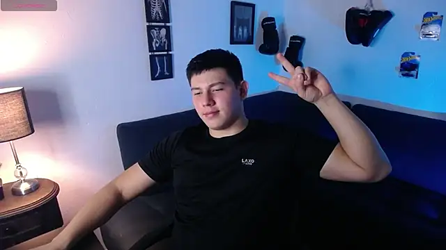 JamesCr  online show from February 28, 2026, 12:11 am