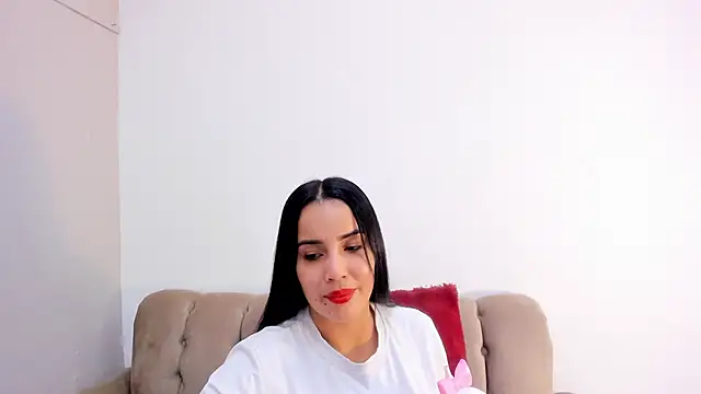 Violetta 0 online show from March 1, 2025, 4:33 pm