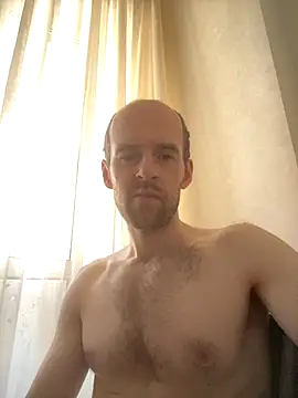 Snapshot of LynnAhNight chatting on September 14, 2025, 4:44 am LynnAhNight online show from September 14, 2025, 4:44 am