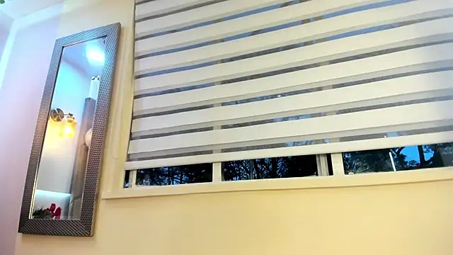 AzunaStar online show from February 12, 2026, 11:11 pm