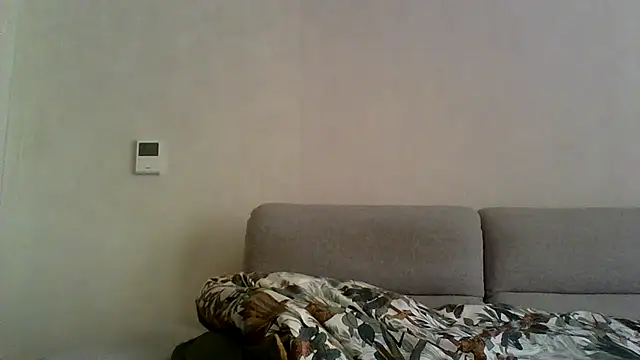 ANGELSANTAMARIA- online show from October 12, 2025, 3:33 pm