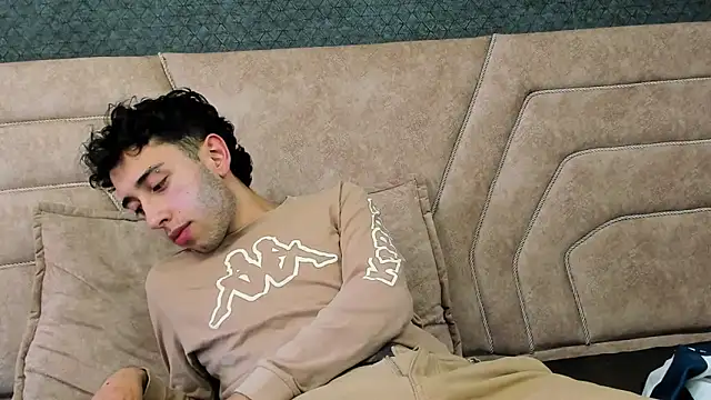 Snapshot of erickblaze_wm chatting on February 6, 2025, 7:07 pm erickblaze wm online show from February 6, 2025, 7:07 pm