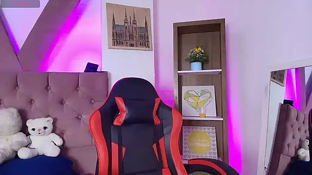 PepperTwink online show from March 26, 2026, 4:01 pm