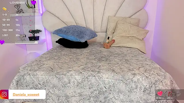 Danielaangelina online show from November 4, 2025, 6:34 am