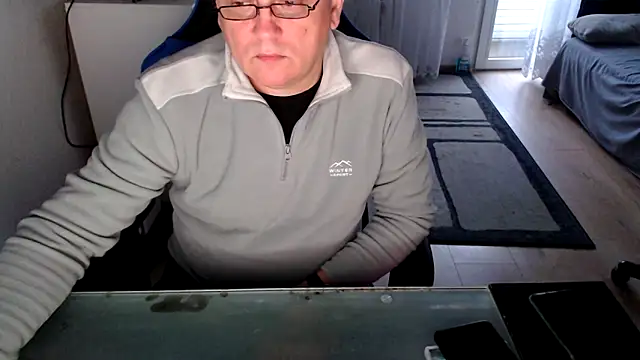 ruplumber online show from October 6, 2025, 4:04 pm