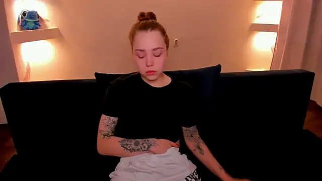 YourMegan online show from October 20, 2025, 7:58 pm