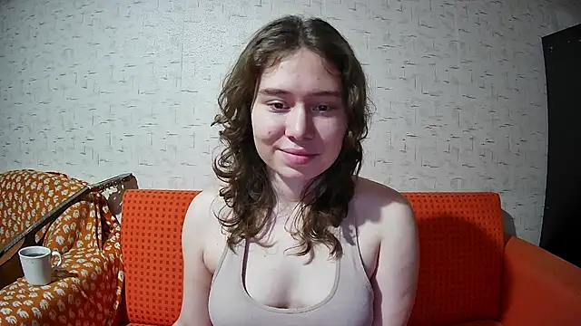 girliemilk online show from December 1, 2025, 7:08 pm