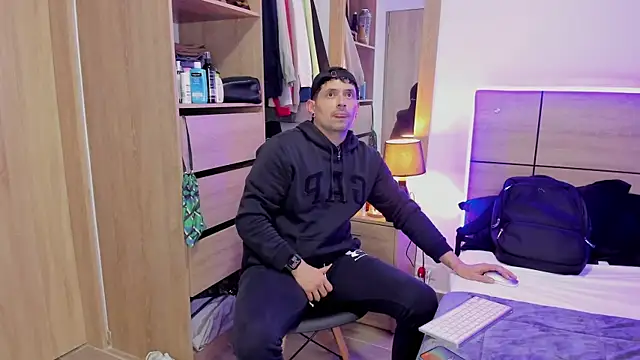 ILoveNYStyle online show from March 12, 2025, 1:36 am