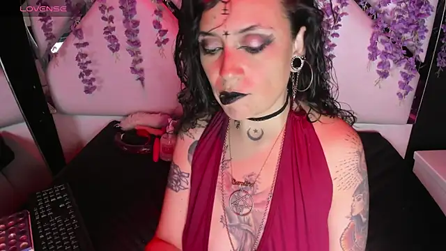 Snapshot of Fenix_Lilith chatting on June 4, 2026, 3:40 pm Fenix Lilith online show from June 4, 2026, 3:40 pm