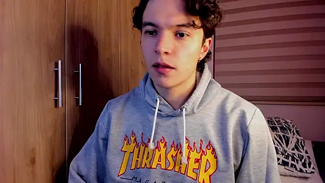 Mastrangelo xxx online show from February 5, 2026, 4:28 am