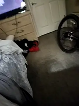 Snapshot of Dara4q chatting on February 19, 2025, 2:44 am Dara4q online show from February 19, 2025, 2:44 am