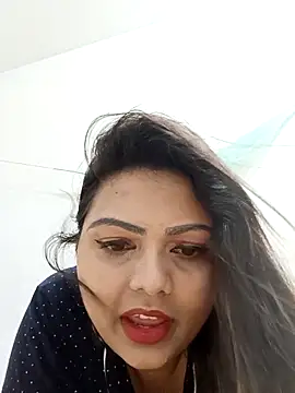 blue-berry07 online show from March 31, 2026, 7:36 pm