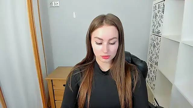 DonnaCam online show from September 9, 2025, 8:19 pm