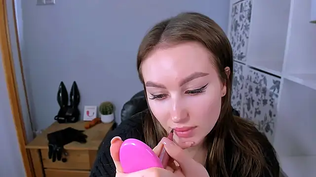 DonnaCam online show from February 12, 2026, 4:35 pm