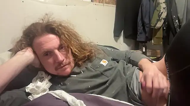 Snapshot of redone8in chatting on March 9, 2025, 1:15 pm redone8in online show from March 9, 2025, 1:15 pm