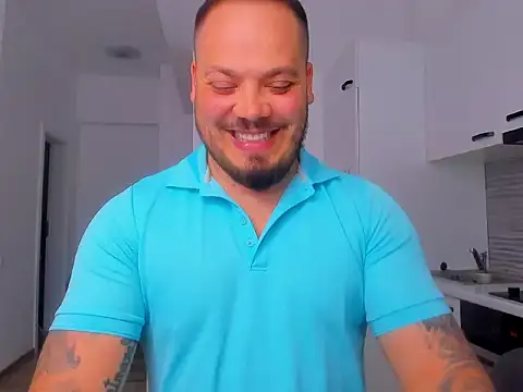 ZackMasterss online show from April 14, 2026, 5:41 pm