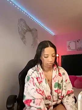 SallyWhitee online show from March 13, 2026, 5:14 am