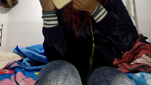 sharonlopez9611 online show from October 9, 2025, 2:31 am