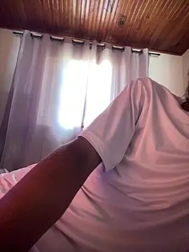 Mineirinho043 online show from February 26, 2026, 1:43 pm