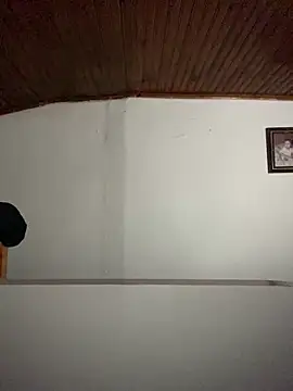 Snapshot of Mineirinho043 chatting on March 5, 2026, 11:28 am Mineirinho043 online show from March 5, 2026, 11:28 am