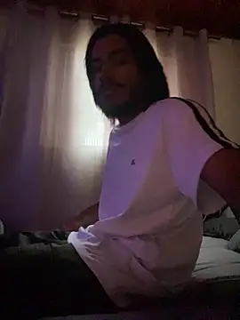 Snapshot of Mineirinho043 chatting on March 10, 2026, 8:47 pm Mineirinho043 online show from March 10, 2026, 8:47 pm