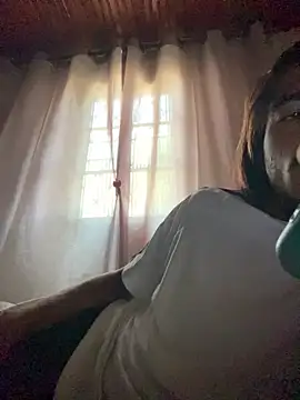 Snapshot of Mineirinho043 chatting on March 26, 2026, 9:59 am Mineirinho043 online show from March 26, 2026, 9:59 am