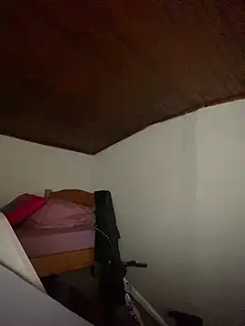 Snapshot of Mineirinho043 chatting on April 2, 2026, 11:41 am Mineirinho043 online show from April 2, 2026, 11:41 am