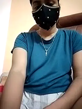 fuungirl38 online show from November 20, 2025, 6:07 pm