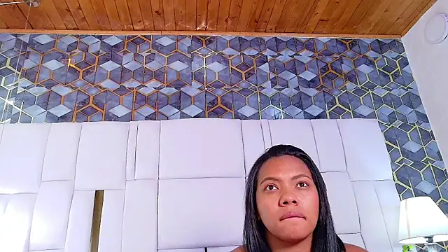 cattaleya get online show from October 11, 2025, 2:04 pm