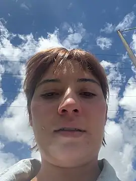 Maggie Geller online show from November 18, 2025, 3:49 pm