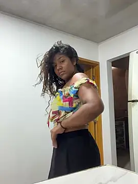 angyyoha04 online show from April 16, 2026, 9:50 pm