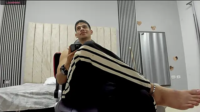 Snapshot of ANDRES_STUD chatting on February 14, 2026, 4:31 am ANDRES STUD online show from February 14, 2026, 4:31 am