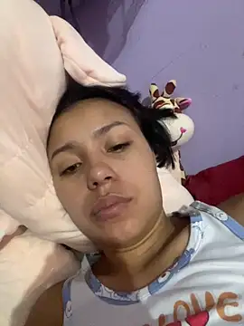 Snapshot of julieta_fn chatting on June 2, 2026, 12:07 pm julieta fn online show from June 2, 2026, 12:07 pm