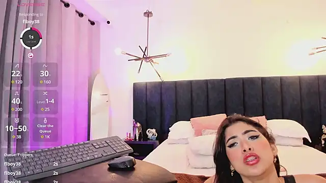 nattashaa7 online show from February 16, 2025, 5:37 pm