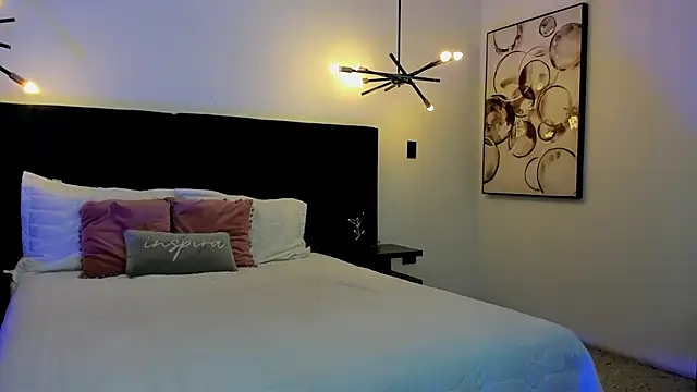 nattashaa7 online show from November 29, 2025, 11:35 am