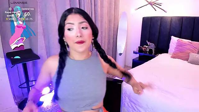 nattashaa7 online show from December 17, 2025, 11:38 am