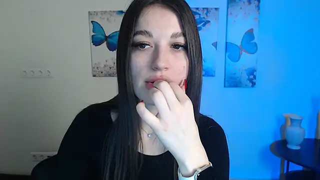 Snapshot of Eva_Eldis chatting on February 5, 2025, 3:09 pm Eva Eldis online show from February 5, 2025, 3:09 pm