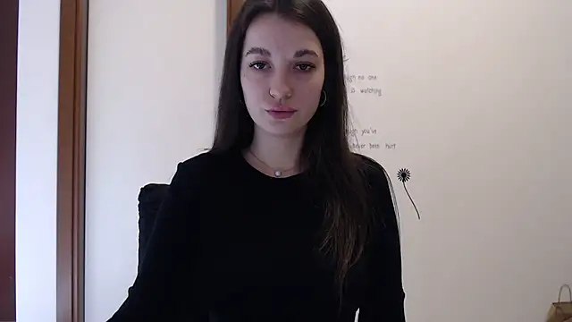 Snapshot of Eva_Eldis chatting on October 28, 2025, 2:31 pm Eva Eldis online show from October 28, 2025, 2:31 pm