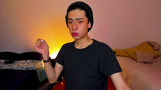 steve  gray online show from March 7, 2025, 6:43 pm